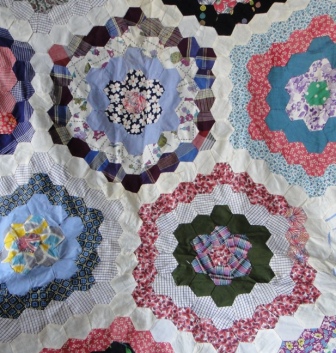 Honecomb quilt - Copy